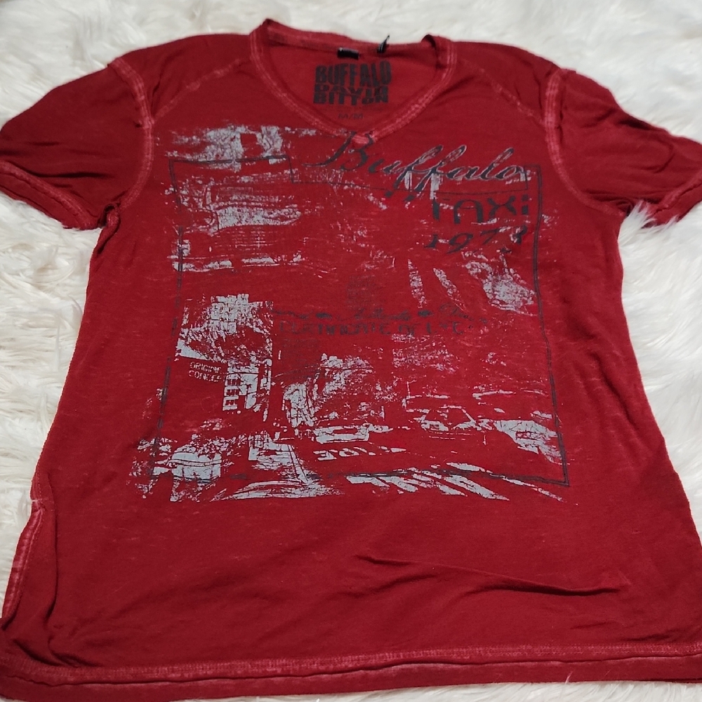 Buffalo David Britton T Shirt- Medium